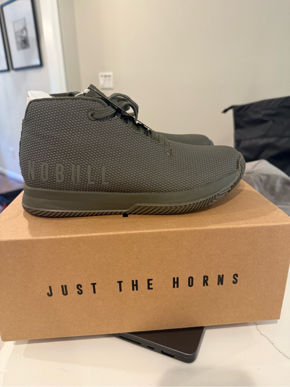 NOBULL green SF court trainer mid